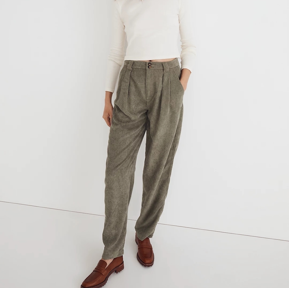 NWT Corduroy High-Rise Tapered Pants
